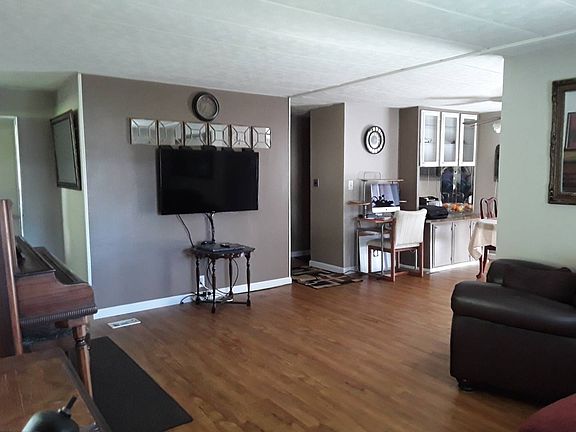 3rd image of 8661 Winter Gardens Blvd Spc 89