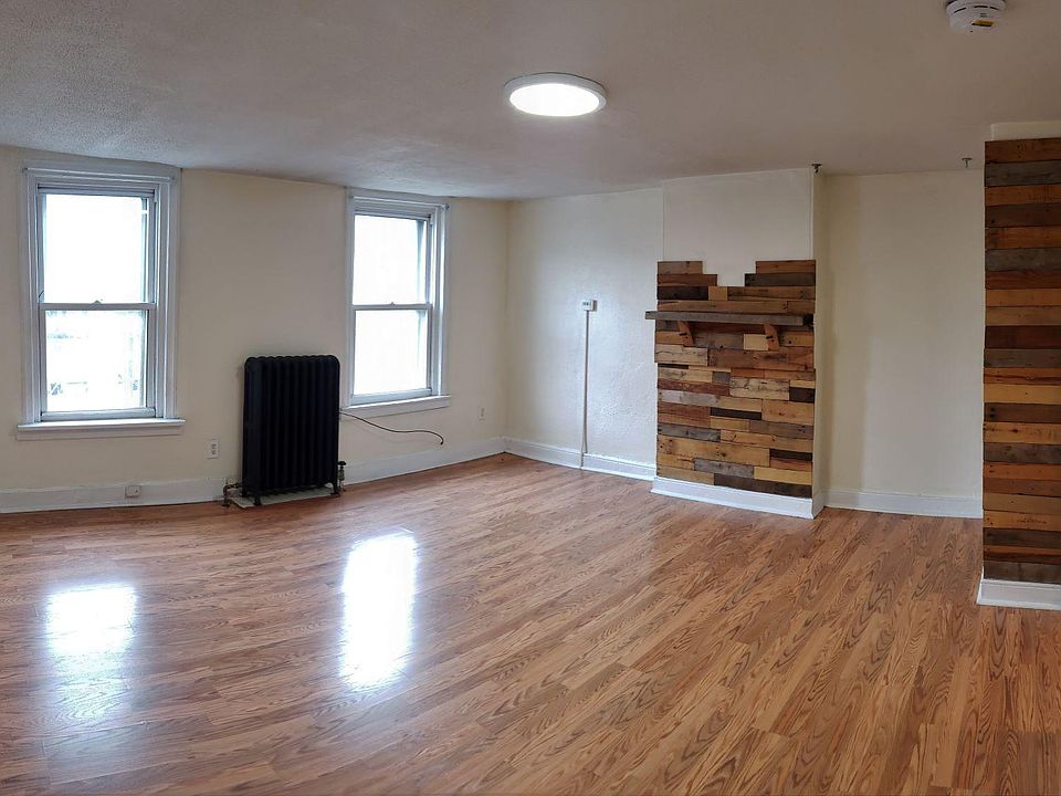 1st image of 1305 N 5th St Floor 3