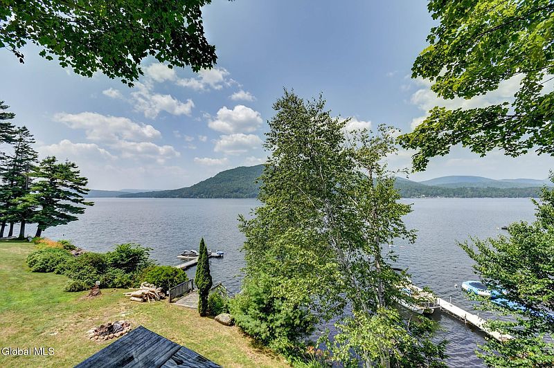 4th image of 3429 S Shore Road
