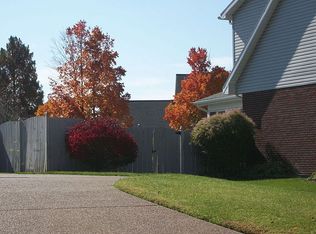 4011 Hare Ct, Newburgh, IN 47630