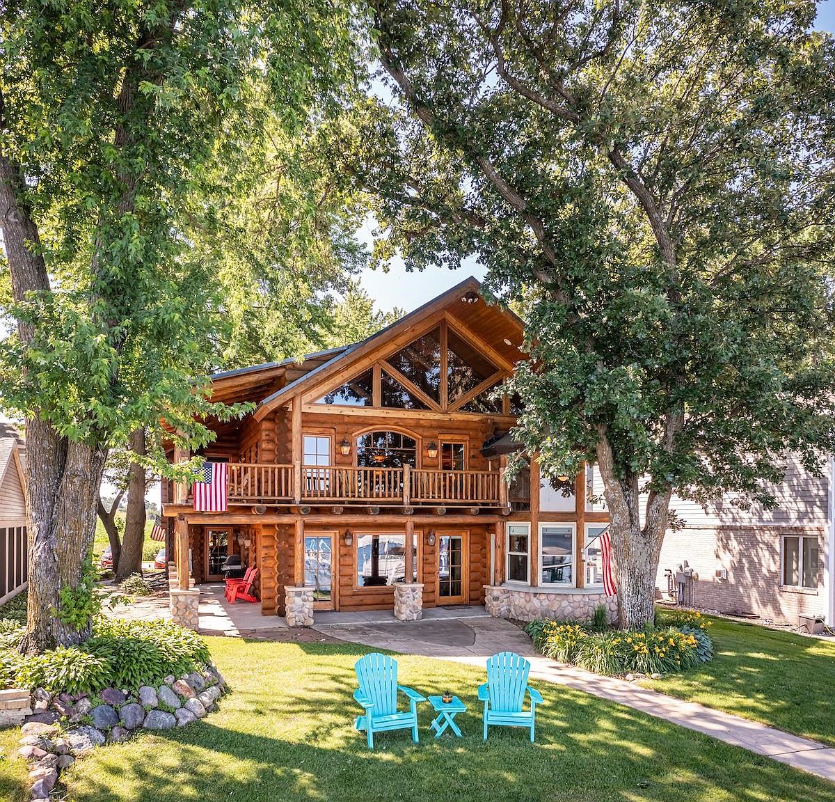 2808 Okoboji Blvd, West Okoboji, IA 51351 Zillow