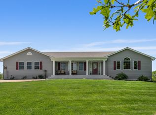 21660 Potawatomi St NW, Oak Grove, MN 55303