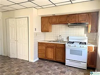 802 Hawthorne Rd — Photo 7
