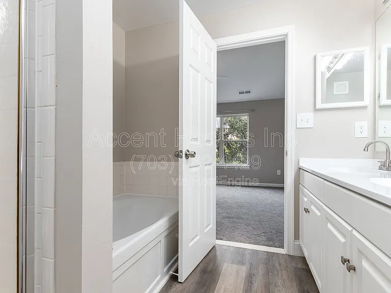 1581 Leeds Castle Dr #201 — Photo 21