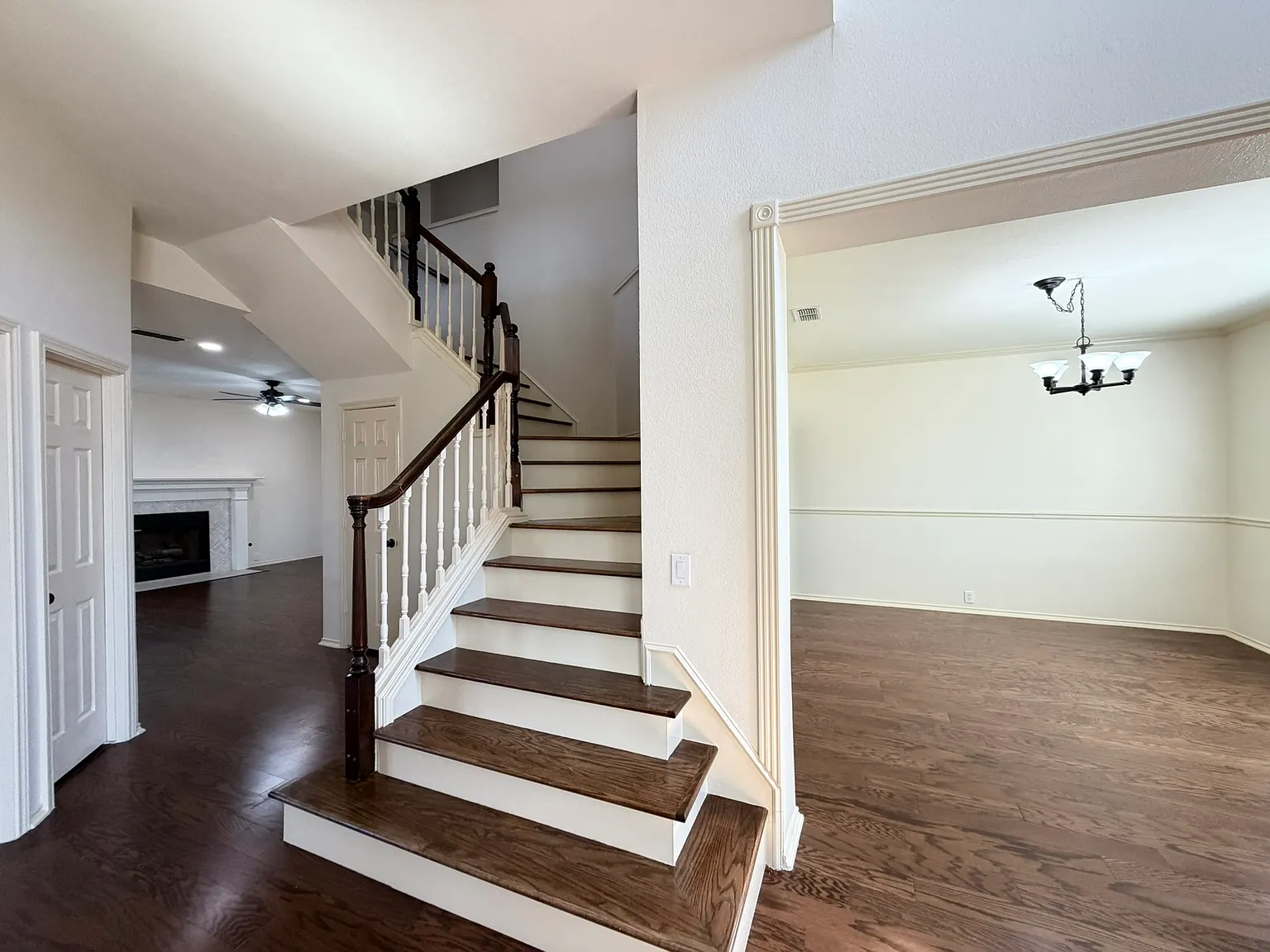 5 bed, 3125 sqft, $4,000 — Photo 4
