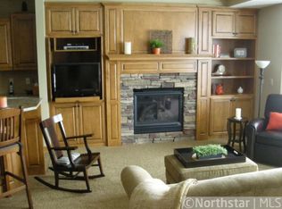 1776 Steiger Lake Ln APT 302, Victoria, MN 55386
