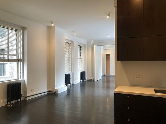 5th image of 31 Union Sq W APT 5F