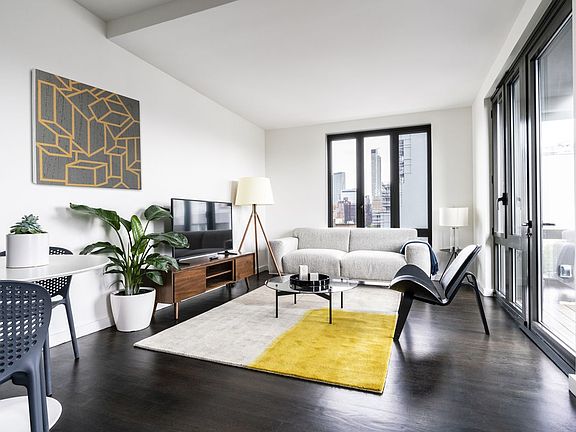 3rd image of 3740 27th St APT 5D