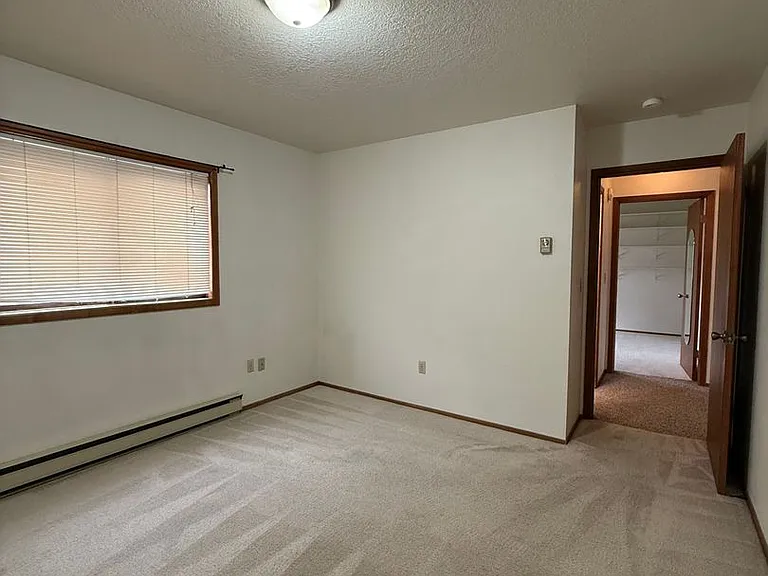 1720 W Olive St — Photo 10