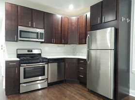 2019 N Hoyne Ave, Chicago, IL
