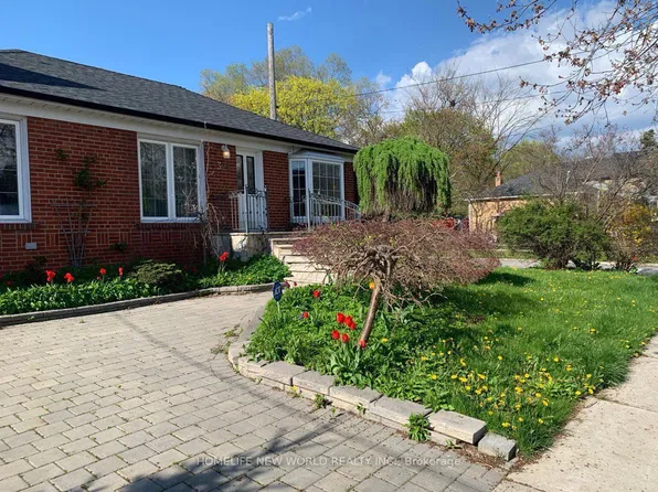 374 Horsham Ave, Toronto, ON M2R 1G9