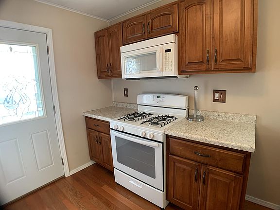 4th image of 1406 Cleary Ave