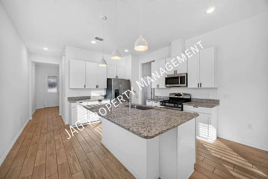 "Discover Comfort and Space: 3-Bed, 3-Bath Gem at 2199 Emerald Springs Dr!" — Photo 2