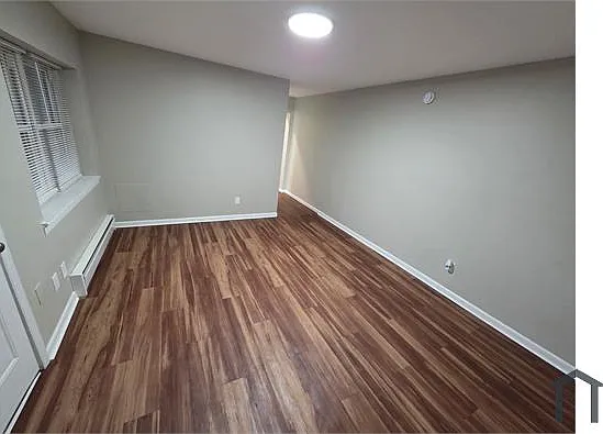 3 bed, 1005 sqft, $1,595 — Photo 4