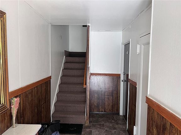 2nd image of 1889 Shore Pkwy