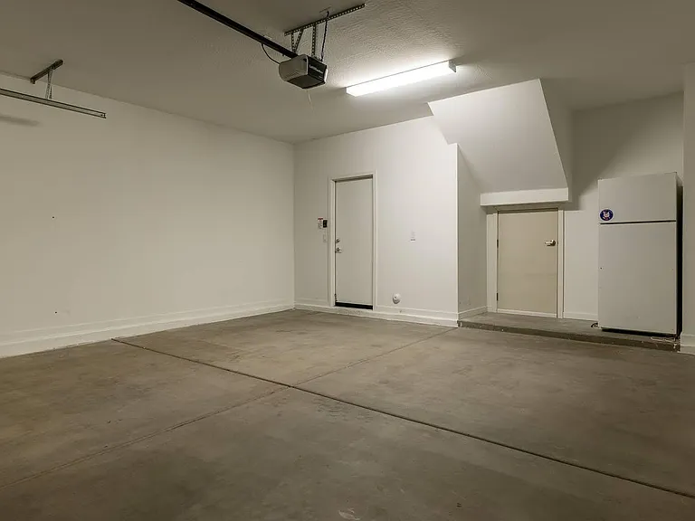 1111 W Diamondback Dr — Photo 33
