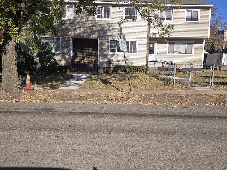1st image of 426 Dodd St