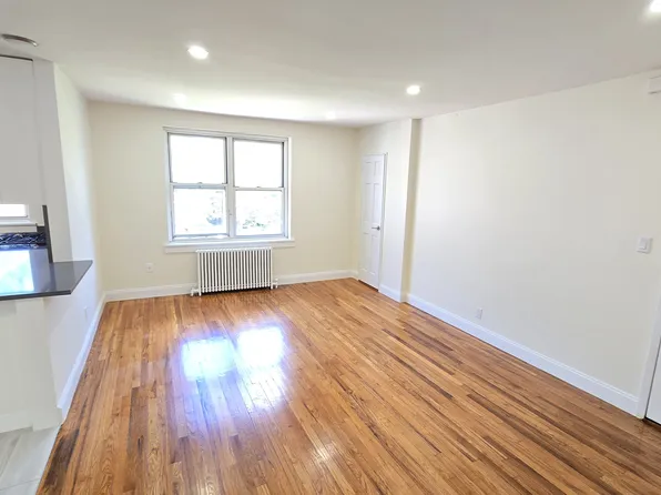 35-18 205th Street image 2 of 9