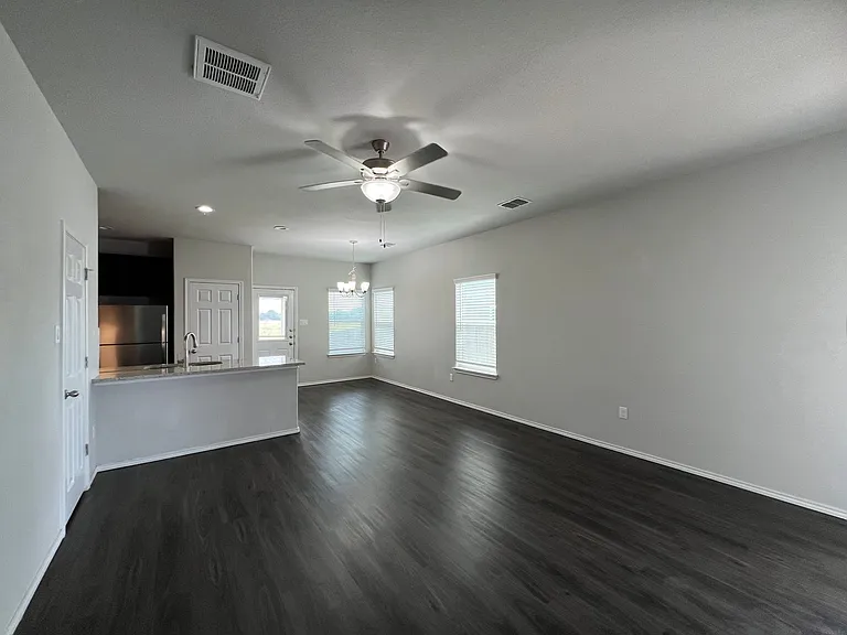 3403 Haylee Grace Pl — Photo 7