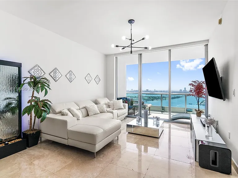 900 Biscayne Blvd #3704 — Photo 22