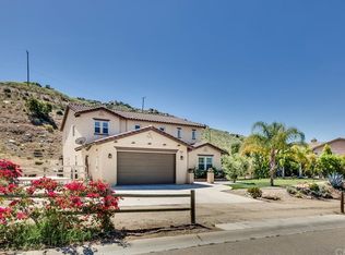 300 Cavaletti Ln, Norco, CA 92860
