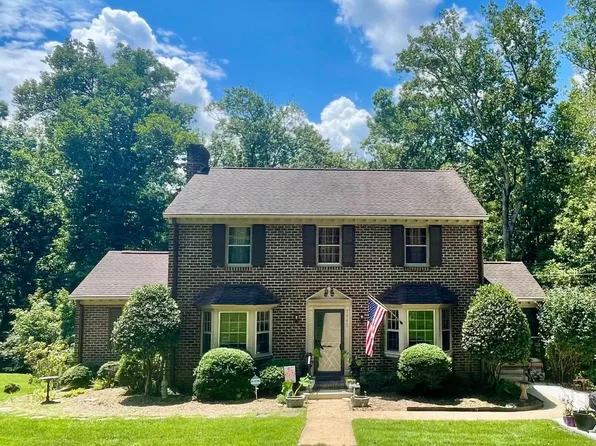 1949 Hillsdale Rd, Lynchburg, VA 24501