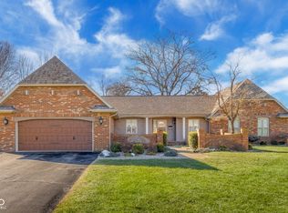 909 South Dr, Seymour, IN 47274