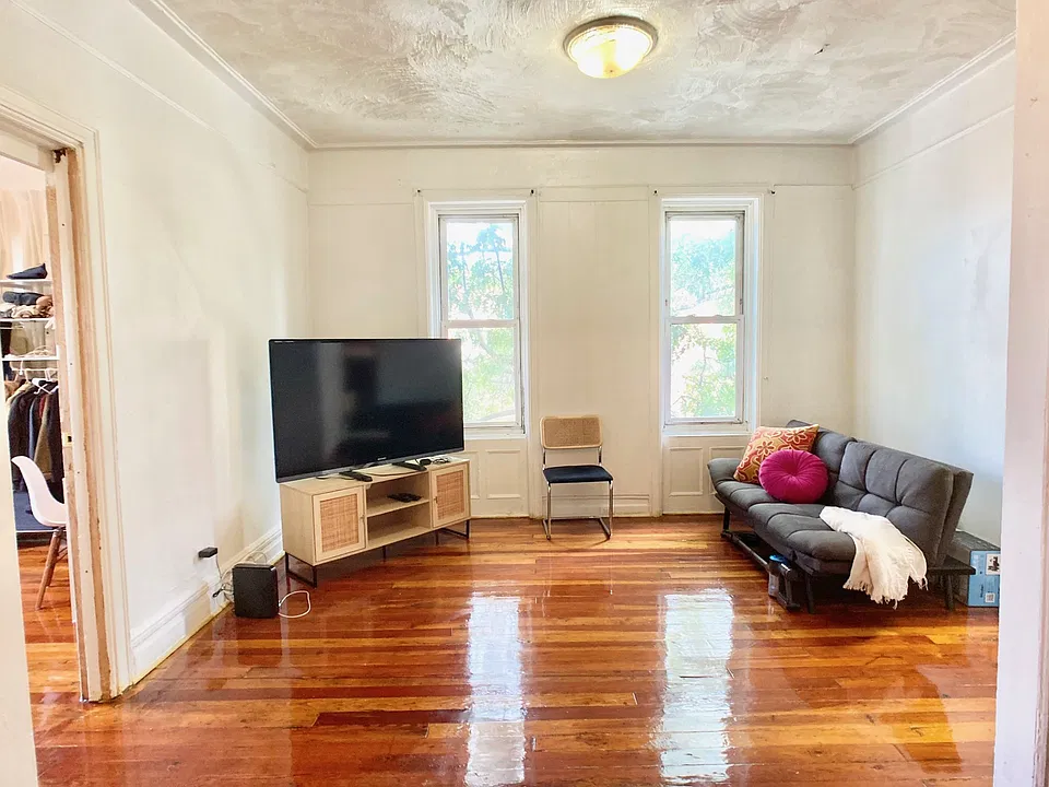 216 Winthrop St #3R