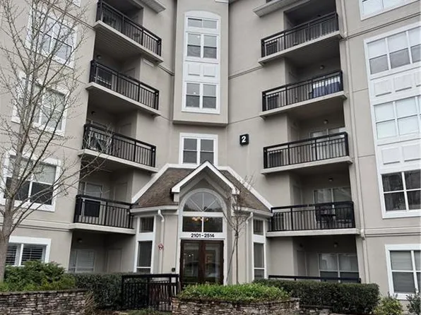 2511 River Green Dr NW, Atlanta, GA 30327