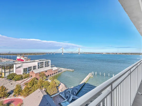 330 Concord St APT 15D, Charleston, SC 29401
