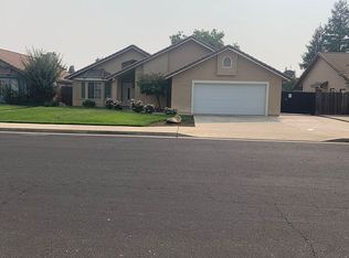 2540 Paul Ave, Clovis, CA 93611