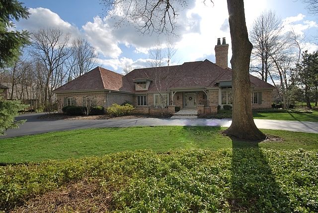 1st image of 1955 Persimmon Dr