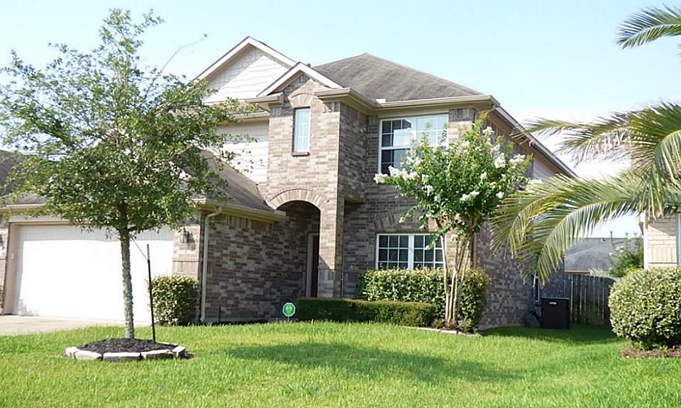 1st image of 18015 Mossy Creek Ln