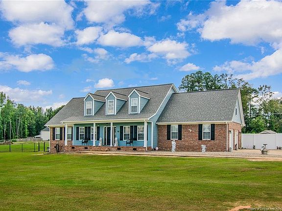 2nd image of 515 Louisiana Dr