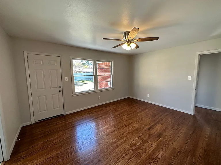 3609 S Lamar St — Photo 12