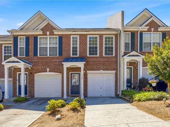 3221 Mill Springs Cir, Buford, GA 30519