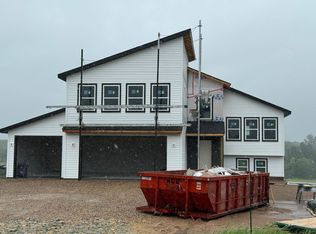 889 183rd Ct, New Richmond, WI 54017