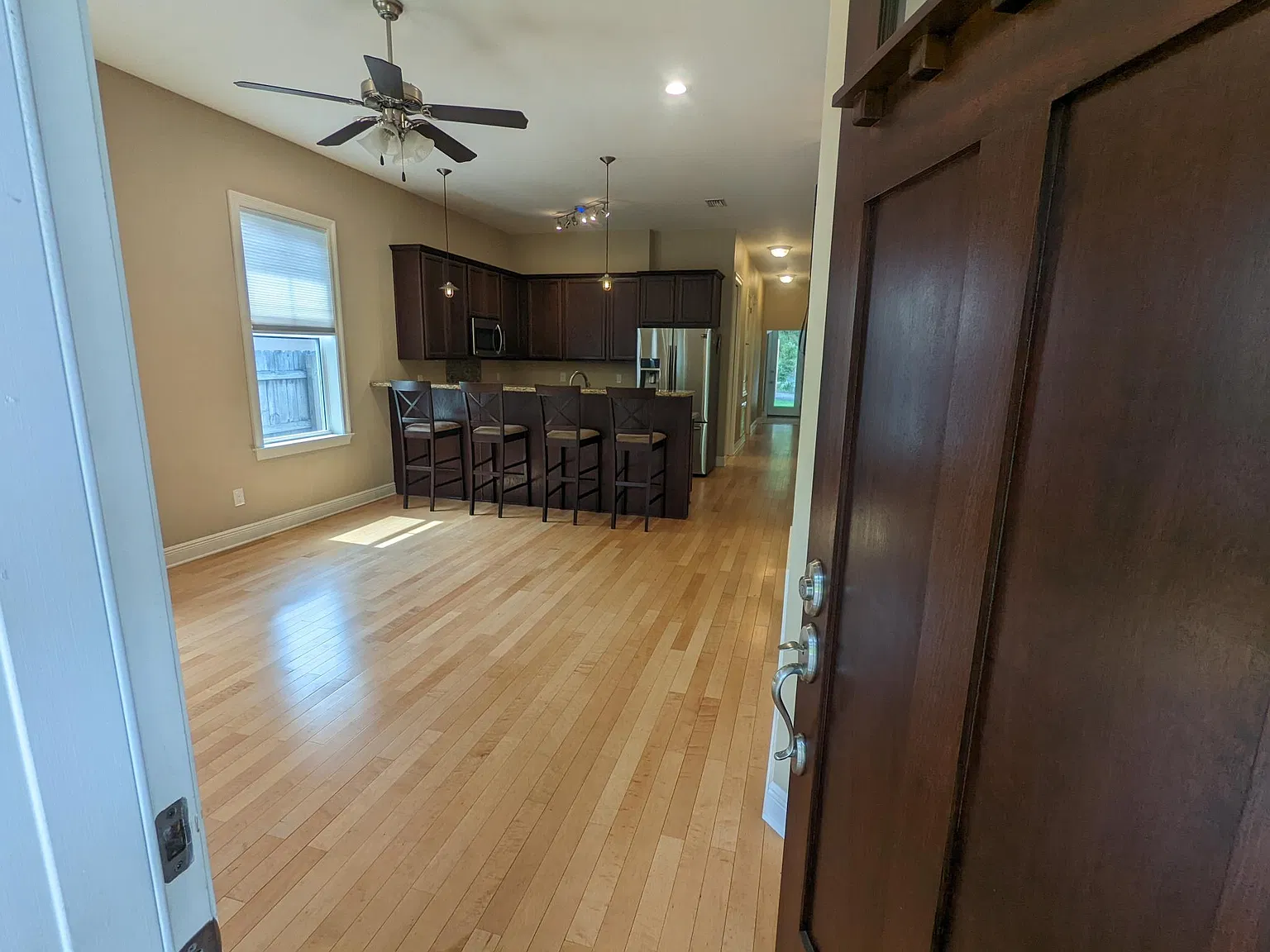 3015 E Gadsden St — Photo 2