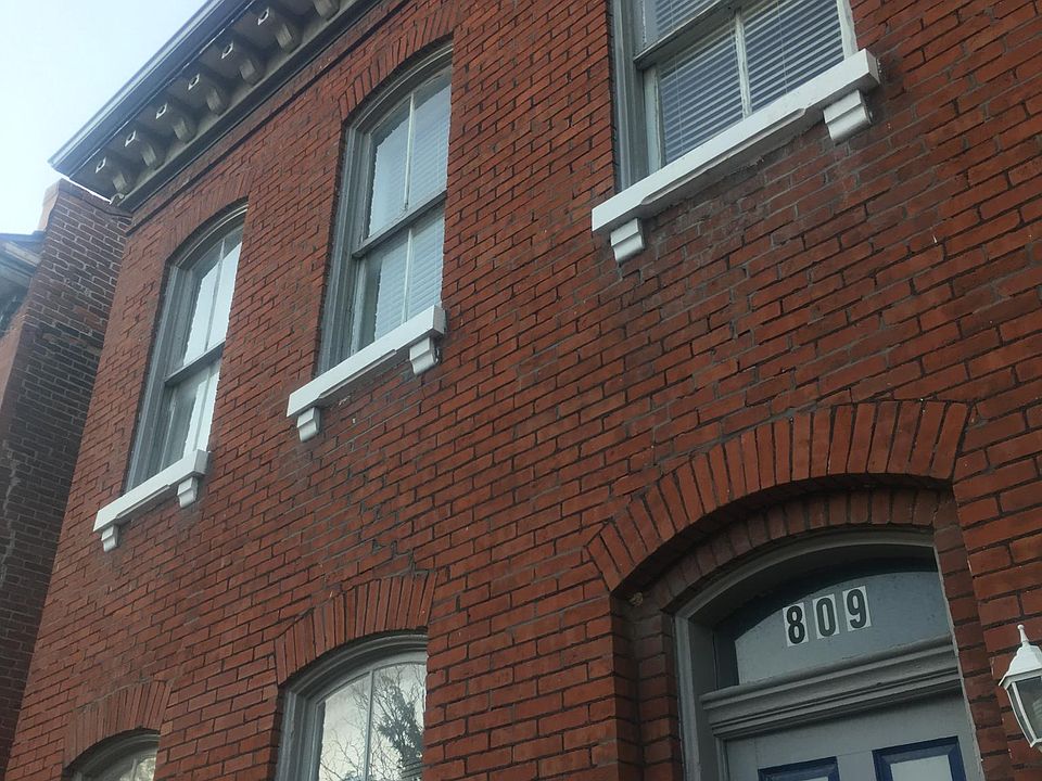 1st image of 807 Russell Blvd #A
