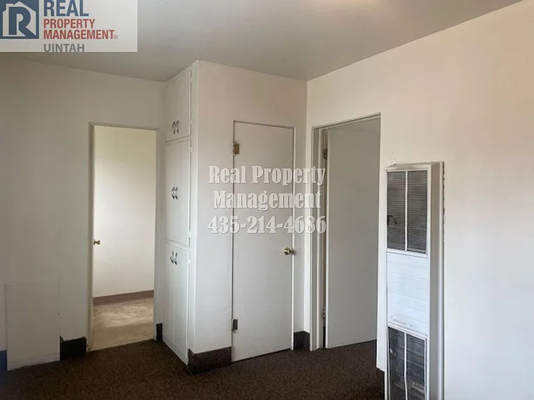 238 S 300 W — Photo 7