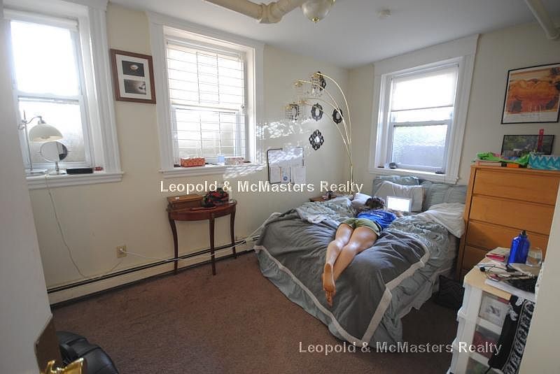 1st image of 184 Fuller St #A