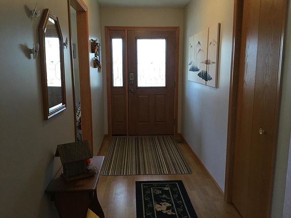 2nd image of 1958 Ironwood Ave