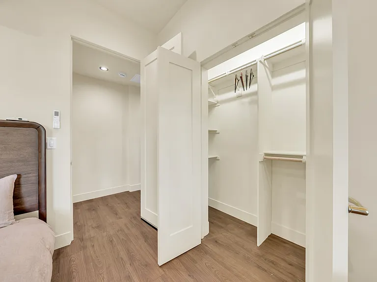 207 3rd St #230 — Photo 14