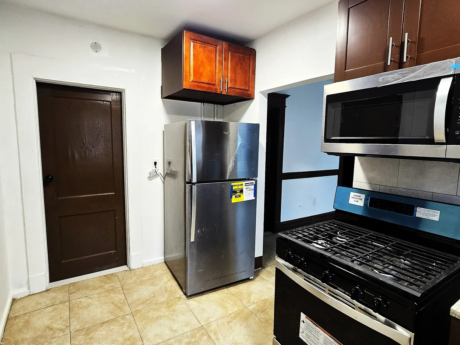 4 bed, 1.0 bath, 1472 sqft, $1,900 — Photo 2