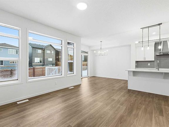 4th image of 72 N Calhoun Rise NE