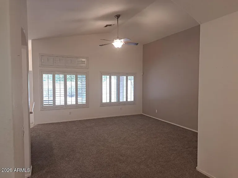 320 W Cardinal Way — Photo 8