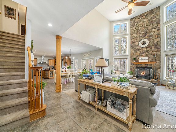 3rd image of 6262 Tiffany Pines Ct NE