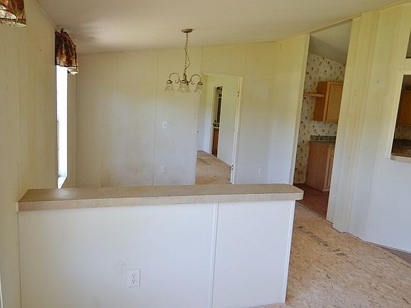 5th image of 5701 Nutwood Ave