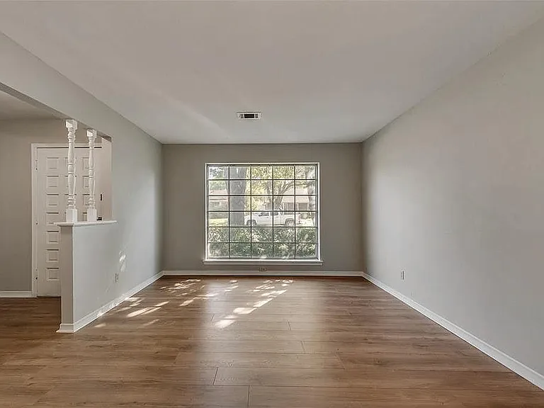 8423 Cadenza Ln — Photo 19