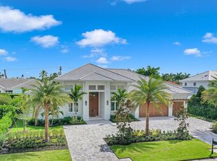 650 Wedge Dr, Naples, FL 34103